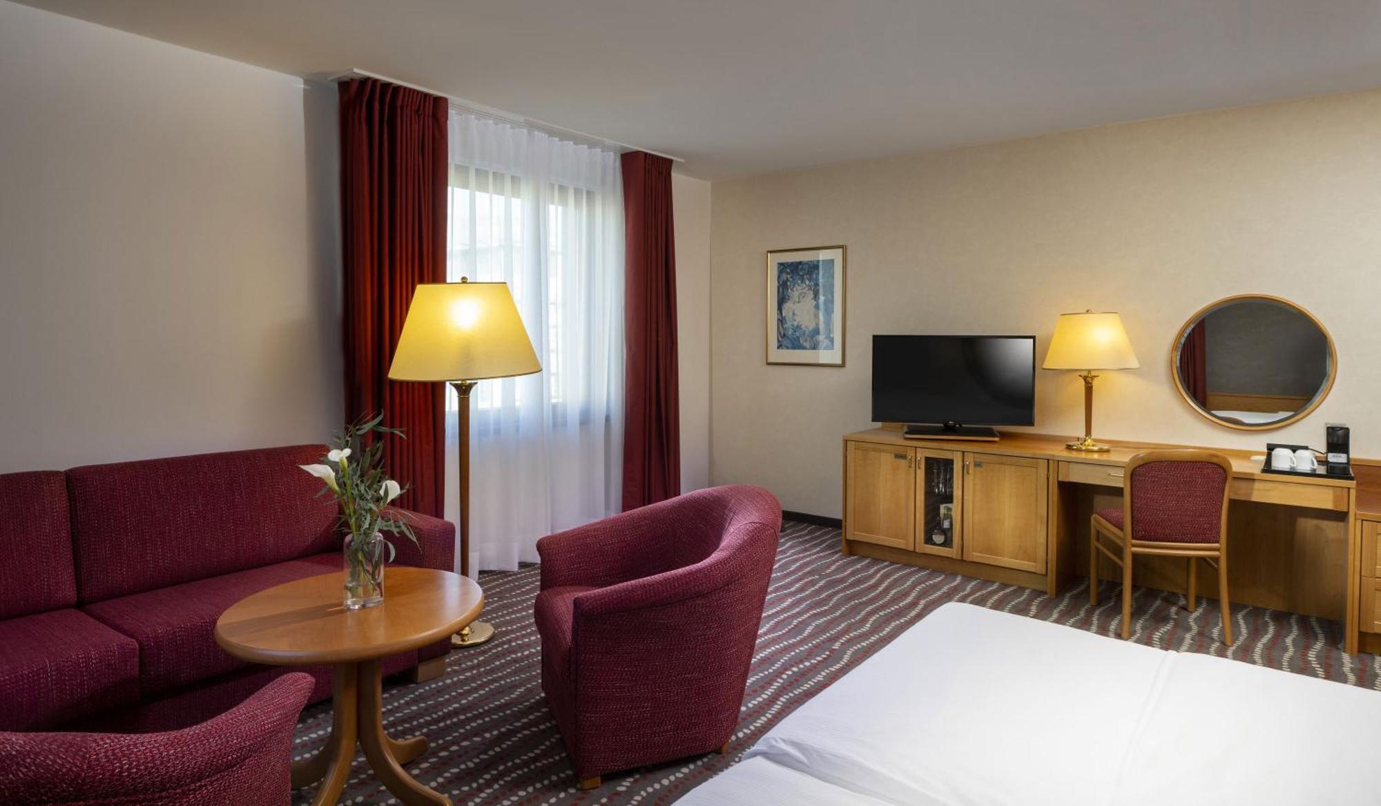 Maritim Hotel Magdeburg Exterior foto