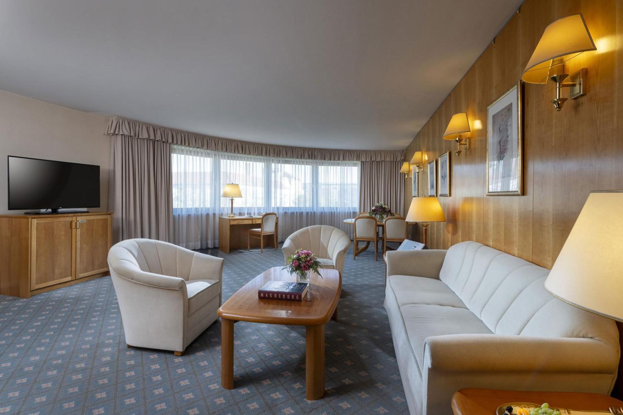 Maritim Hotel Magdeburg Exterior foto